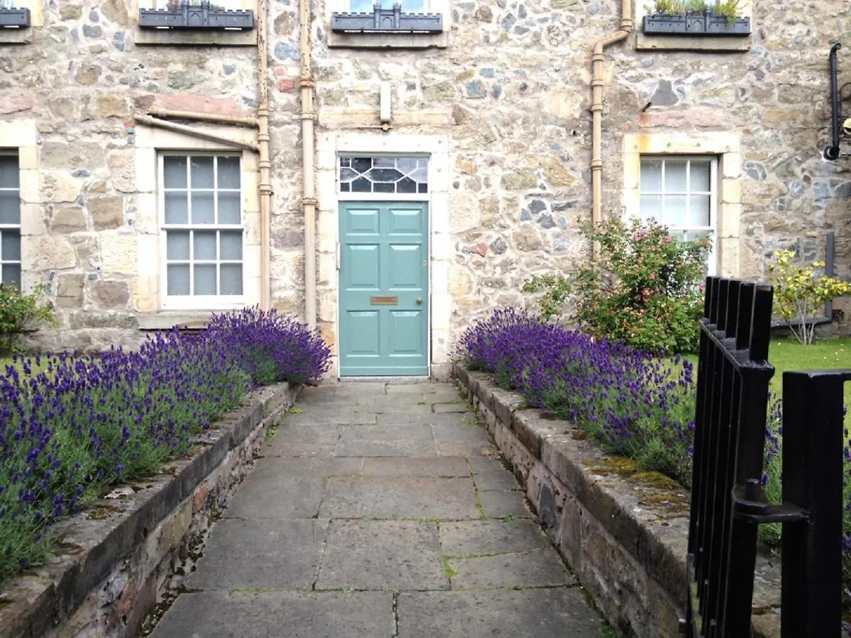 F1- Very Nice City Centre Apartment Edinburg